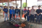 Menegangkan! Aksi Warga Gaung Inhil Jinakkan Buaya Muara Sejak Tengah Malam hingga Dini Hari