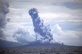 Daratan Baru Anak Krakatau