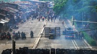 Legitimasi Kekerasan terhadap Para Demonstran