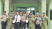 Kapolsek Pujud Pimpin Personel Beri Ucapan HUT TNI ke-81, Sinergitas TNI-Polri Semakin Solid