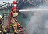 Kebakaran Hebat di Jalan Agus Salim Pekanbaru, 9 Unit Damkar Diterjunkan