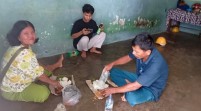 Jumat Berkah Mie Ayam Bakso Lima Saudara Berbagi di Dua Lokasi, Rohul dan Kampar