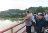 Terjun dari Jembatan Rantau Berangin, Pria Misterius Hilang di Sungai Kampar