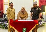 Pemkab Bengkalis Resmi Hibahkan Aset senilai Rp21,5 Miliar ke Kejari