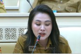 Sherly Tjoanda Ngadu ke DPR, Kena 