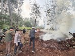 Bupati Zukri dan Kapolres Pelalawan Bertahan hingga Malam, Kawal Langsung Pemadaman Karhutla di Kerumutan
