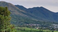 Aktivitas Gempa Vulkanik Gunung Guntur di Garut Meningkat