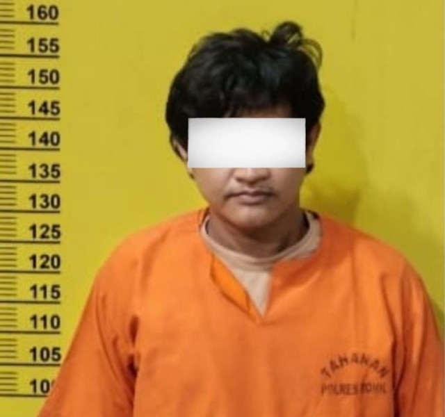 Respon Informasi Sering Edarkan Sabu,  Sat Res Narkoba Polres Rohil Gerebek Pengedar Sabu di Bagan Sinembah