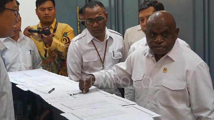 Prabowo Pangkas Anggaran, Natalius Pigai: Tidak Mungkin Seorang Patriotik Menjerumuskan Bangsa