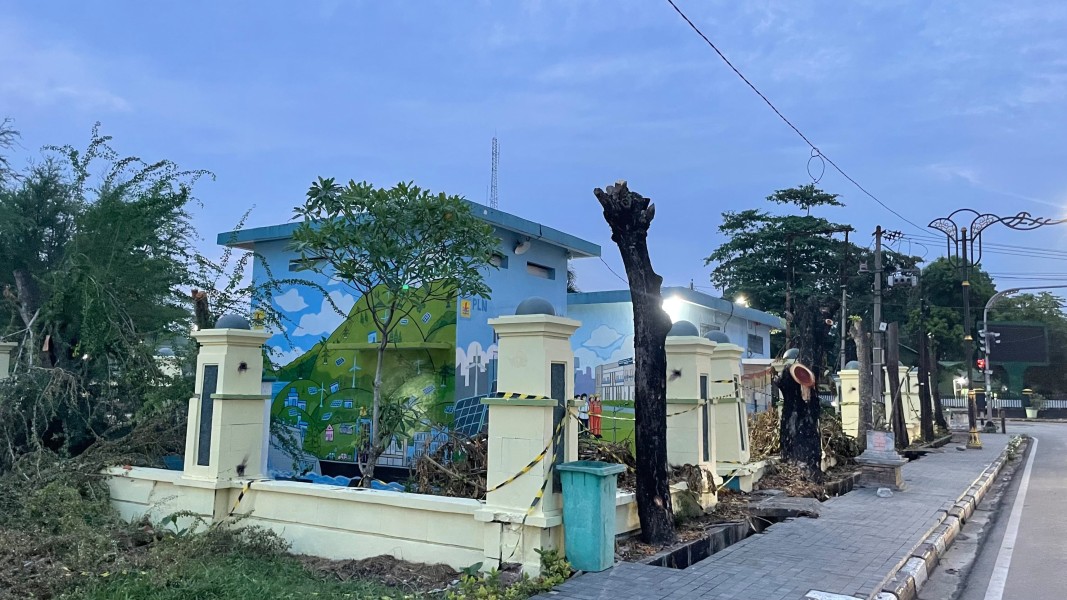 Pemprov Riau Kejar Pemindahan Gardu PLN di Jalan Sultan Syarif Kasim