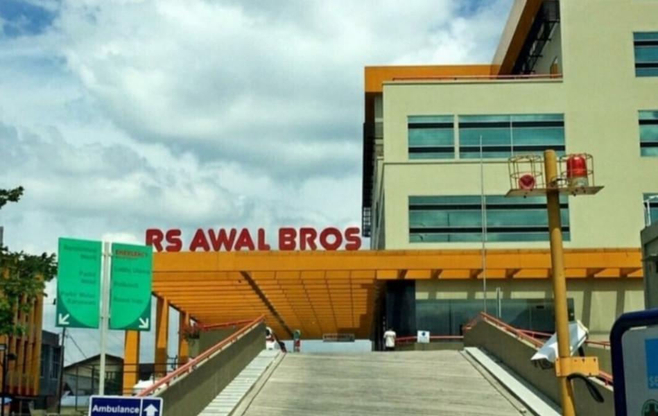 RS Awal Bros Panam Pekanbaru Diduga Tolak Pasien Emergency Yang Hendak Melahirkan, Walau Sudah Pecah Ketuban
