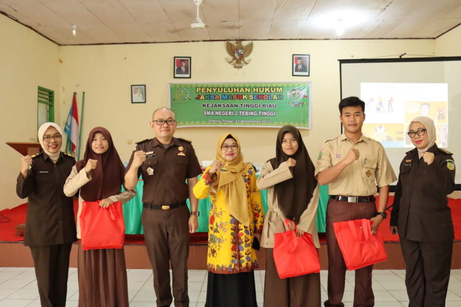 Tim Penkum Kejati Riau Lakukakan Giat Penyuluhan JMS di SMAN 2 Meranti