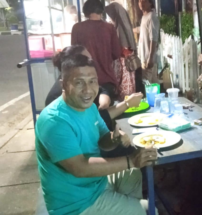 Nasi Goreng Simpang PLN Sangat Tipis dan Enak, Ini Penjelasan Ketua DPRD Inhu Elda Suhanura