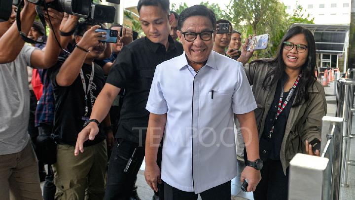 Diperiksa 3 Jam oleh KPK, Plt Dirjen Imigrasi Saffar Godam Dicecar Perlintasan Harun Masiku di Bandara
