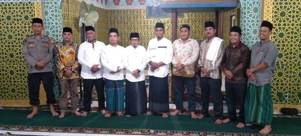 Camat Kepenuhan Hulu Gandeng Berbagai Pihak Gelar Buka Puasa Bersama, Pererat Silaturahmi dan Semangat Kebersamaan