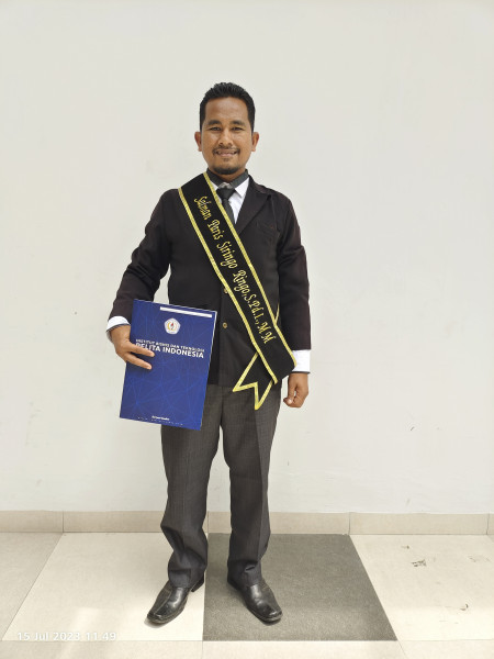 Ikuti Yudisium Pascasarjana, Pj Penghulu Tanjung Medan Barat Terima Hak Guna Gelar Magister Manajemen