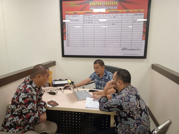Dugaan Korupsi Dana BLUD, Dua Mantan Direktur RSUD Bangkinang Ditahan