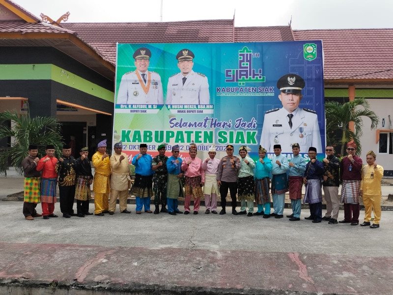 Kapolsek Tualang Hadiri Tahniah Hari Jadi Ke-24 Kabupaten Siak di Kantor Kecamatan Tualang