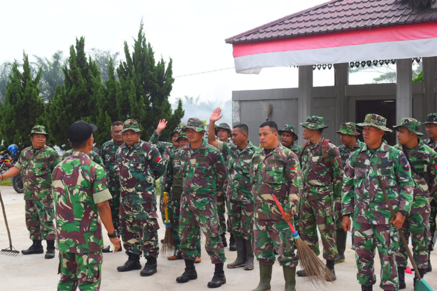Menjelang Peringatan HUT RI Ke 78,Kodim 0302/Inhu Laksanakan Karya Bakti di TMP Indra Bakti
