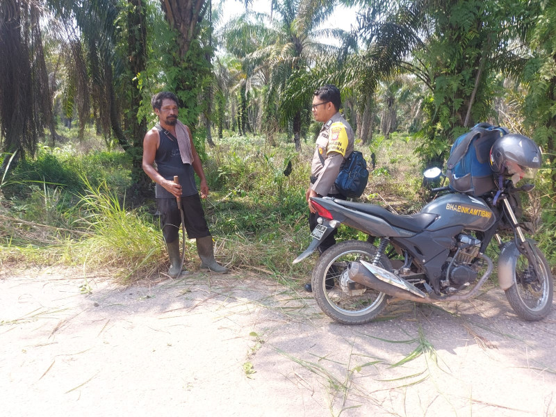 Sambangi Masyarakat, Polsek Bangko Pusako Binluh dan Sosialisasi Ops BWLK 2023