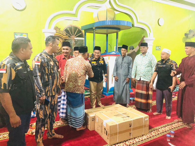 Ketua DPW PEKAT IB Riau Safari Ramadhan Di Masjid Nurul Falah Desa Rambah Hilir Timur