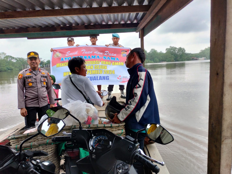 Kapolsek Tualang Laksanakan Cooling System, Sampaikan Pesan Pemilu Damai pada Masyarakat