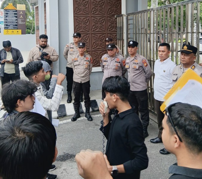Kejagung Harus Turun Tangan! Usut Skandal Gedung DPRD Rohul Rp35,5 Miliar!