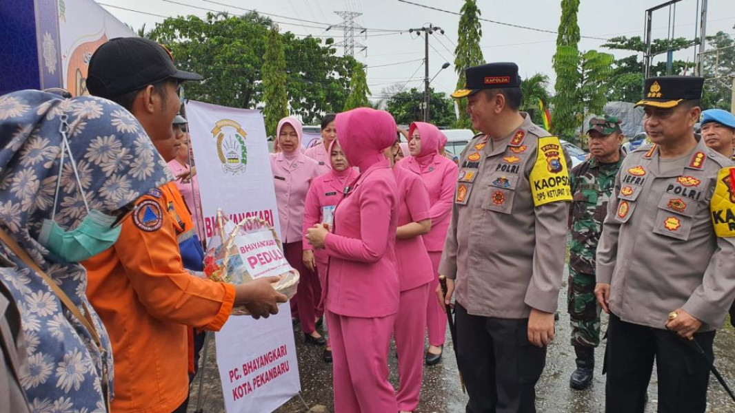Kapolda Riau: Jangan Duduk-duduk Saja di Pos Idul Fitri