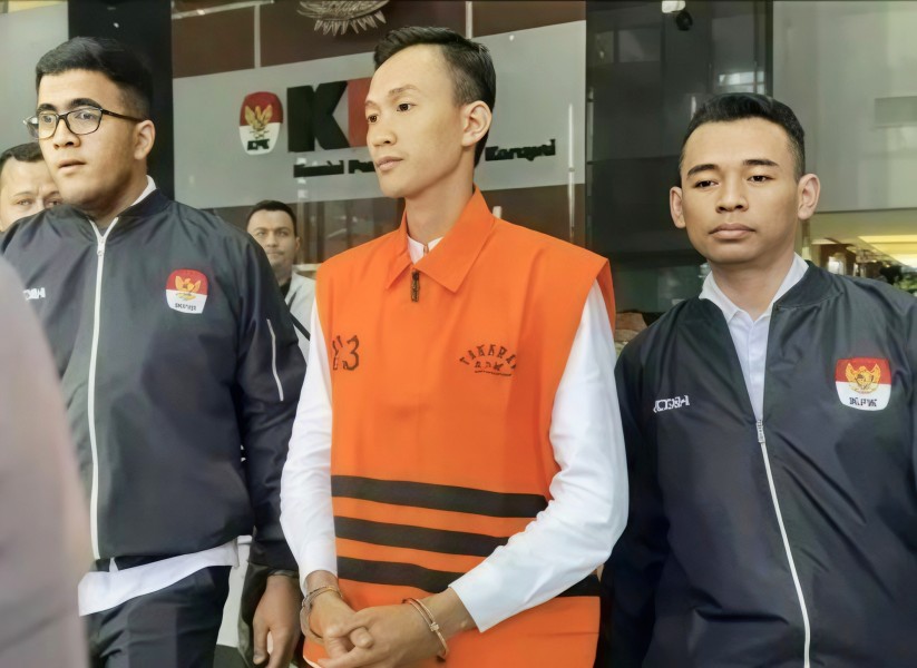 Babak Baru Korupsi Riau, Ajudan Abdul Wahid Resmi Kenakan Rompi Oranye