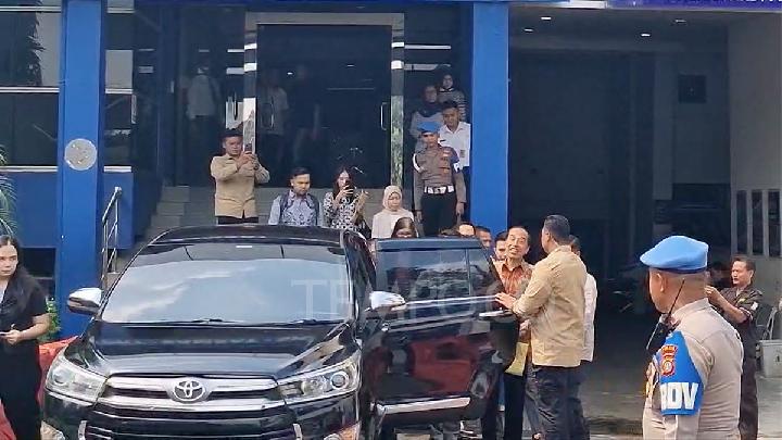 Jokowi Datangi Polda Metro Jaya Laporkan Tuduhan Ijazah Palsu