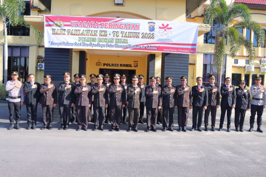 Polres Rokan Hilir Menggelar Upacara Peringatan Hari Pahlawan ke 78 Tahun 2023