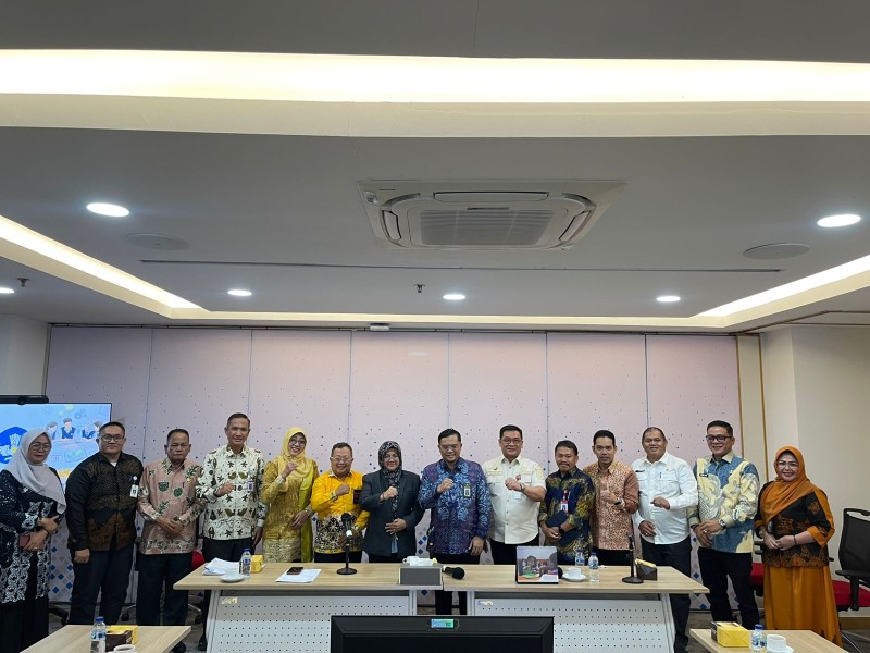 Riau Usulkan 900 Sekolah Masuk Program Revitalisasi Kemendikdasmen