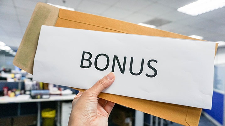 Muhajirin Siringo Ringo Ajak Masyarakat Patungan Bayar Bonus Atlet Riau yang Terlantar