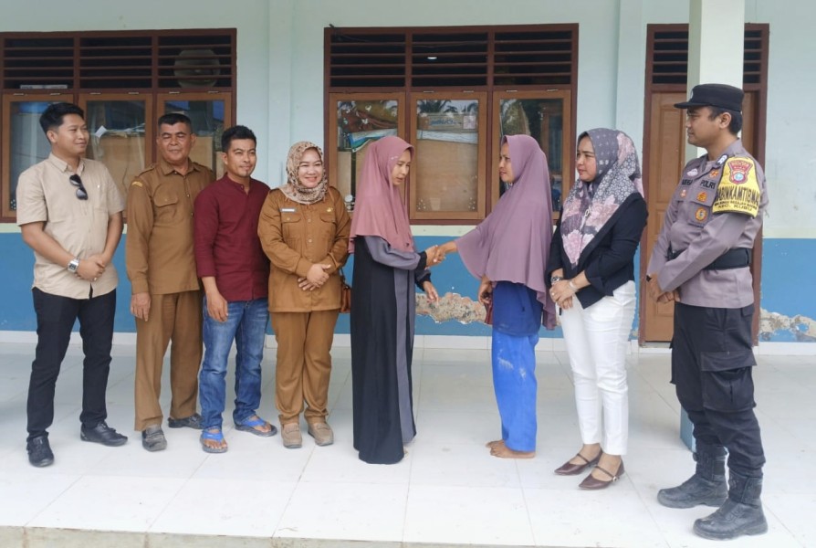Sejukkan Suasana, Aktivis Ricka Parlina Mediasi Kasus Perundungan dan Dugaan Pemerasan di Kubu
