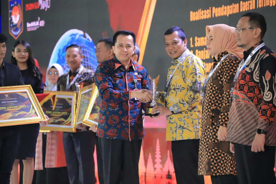 Pemko Pekanbaru Borong Dua Penghargaan di APBD Award 2023