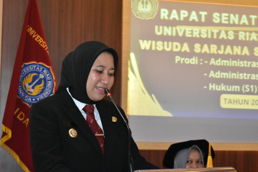 Puluhan Mahasiswa dan Mahasiswi UNRIDA Hari Ini Diwisuda