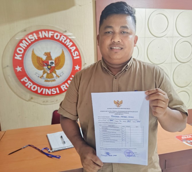 Muhajirin Siringo Ringo Daftarkan Gugatan Sengketa Informasi Publik ke Komisi Informasi Riau