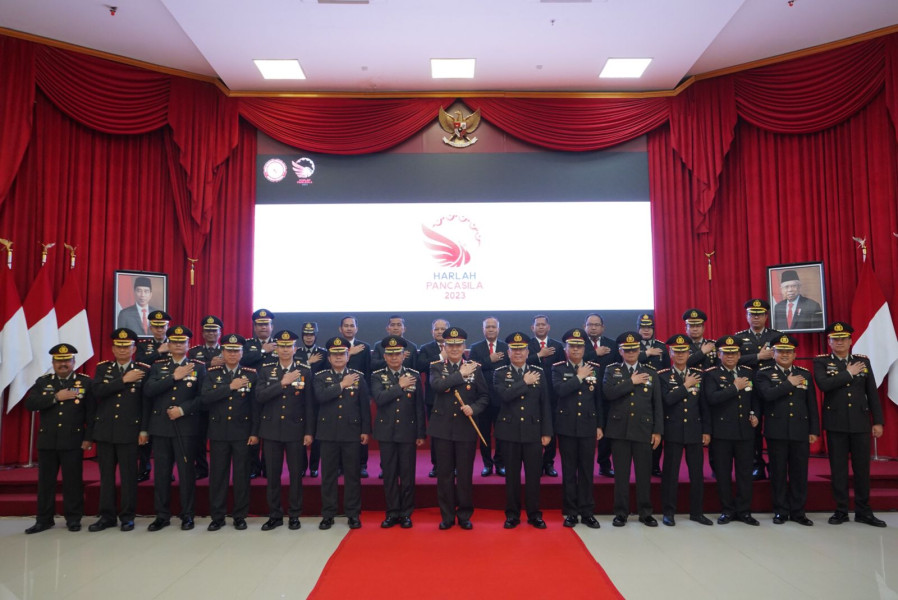 Kapolda Riau Ikuti Upacara Peringatan Hari Lahir Pancasila Secara Virtual