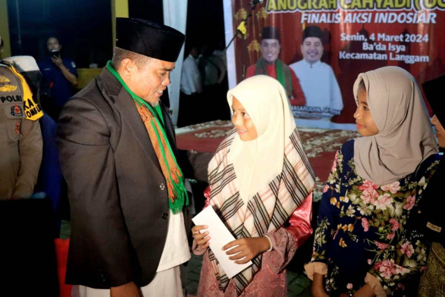 Hadiri Tabligh Akbar di Langgam, Bupati Zukri Sampaikan Soal Program Unggulan