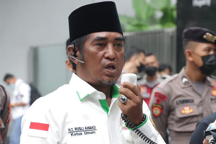 Ketum DPP Santri Tani NU H T Rusli Ahmad Pimpin Aksi Demo Keprihatinan Petani Sawit Indonesia