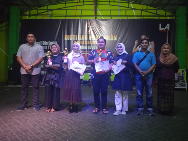 Pestival Dangdut Untuk Meriahkan HUT TNI Ke- 78, Malam Ini Diberi Hadiah