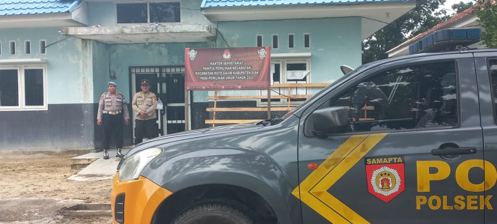 Kini Giliran Polsek Koto Gasip Sambangi Panwascam dan PPK Kecamatan Koto Gasip Jaga Kondusifitas Pemilu 2024