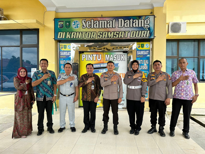 Kapolres Bengkalis Lakukan Pengecekan di Kantor Samsat dan Satpas SIM Duri