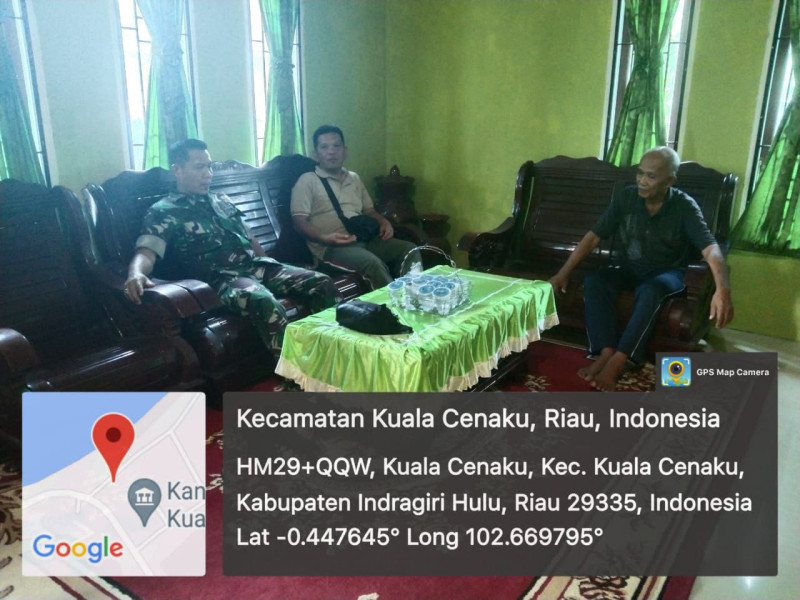 Babinsa Sempatkan Lakukan Silaturahmi ke Rumah Warga Disela Sela Kegiatanya