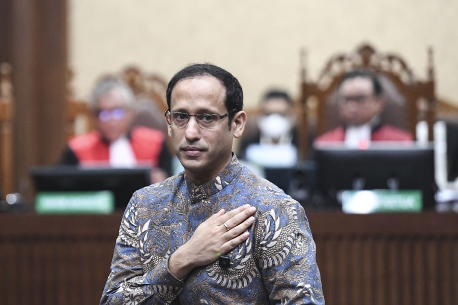 Nadiem Makarim Divonis 10 Tahun Penjara dalam Kasus Korupsi Chromebook.