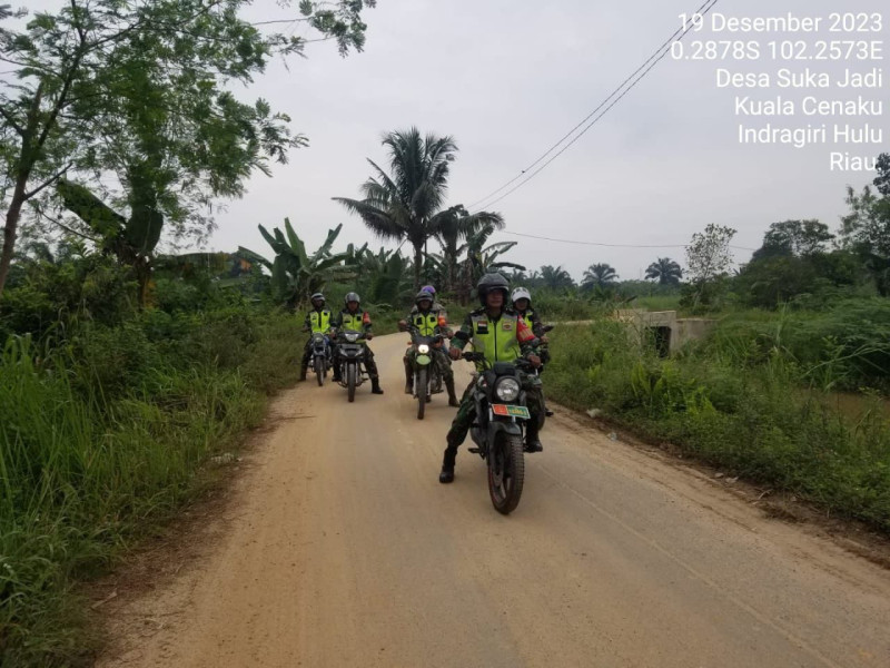 Antisipasi dan Menjaga Karhutla Koramil 01/Rengat Patroli dan Sosialisasi di Wilayah Binaan