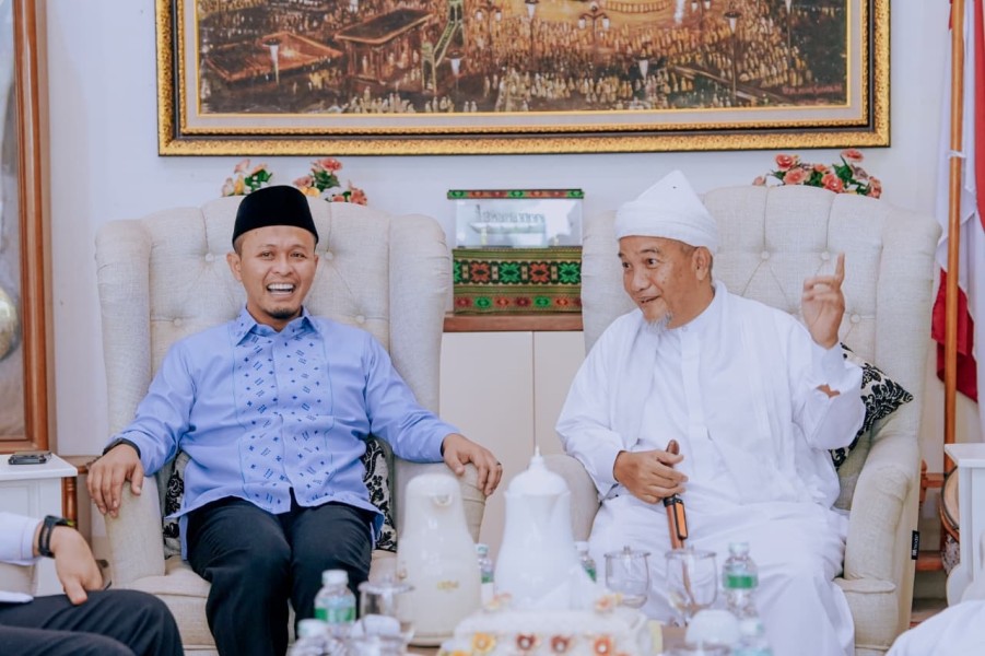 Wali Kota Pekanbaru Ajak Ulama  dan Santri Doakan Indonesia  Terbebas dari Karhutla
