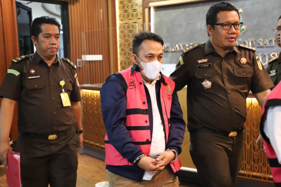 Dua Orang Kembali Jadi Tersangka Dalam Perkara Pertambangan Ore Nikel PT Antam di Sulawesi Tenggara