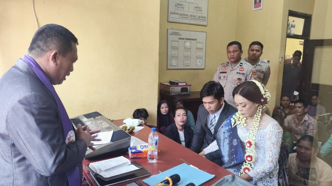 Mahligai di Balik Jeruji: Polsek Pujud Fasilitasi Ijab Kabul Tahanan