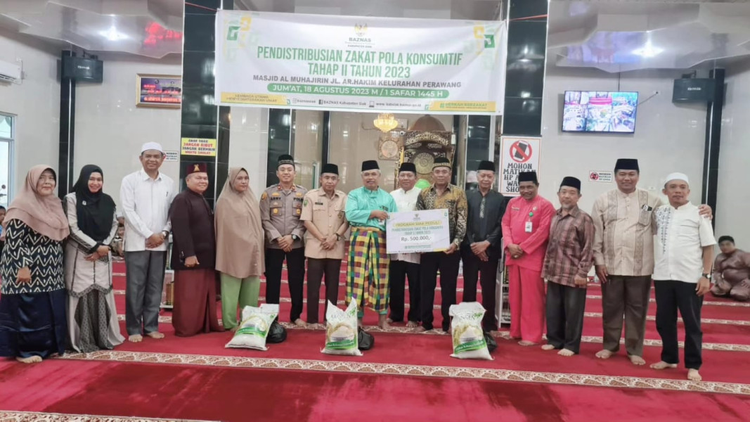 Kapolsek Tualang Berkolaborasi Dengan Amil  Zakat Konsumtif di Masjid Al-Mujahirin